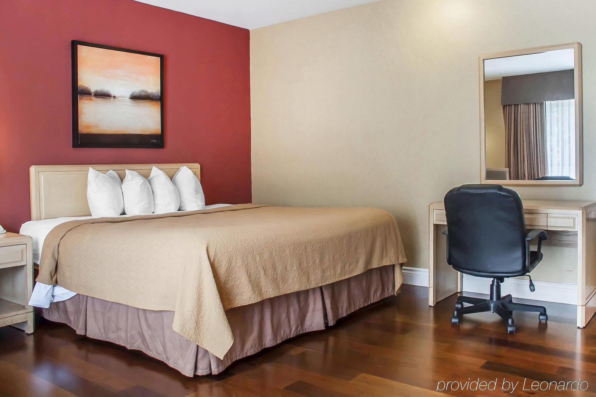 Quality Hotel Fallsview Cascade Niagara Falls Exteriér fotografie